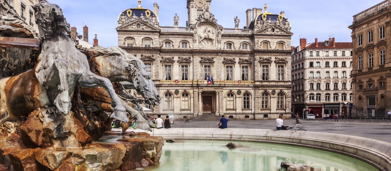 Top 10 des plus belles places de France