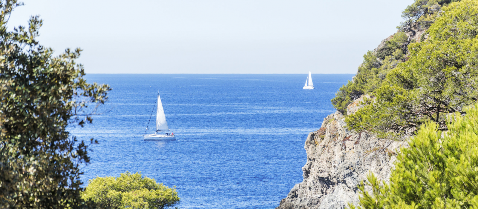La Côte d’Azur : 10 lieux exceptionnels à découvrir en bateau !
