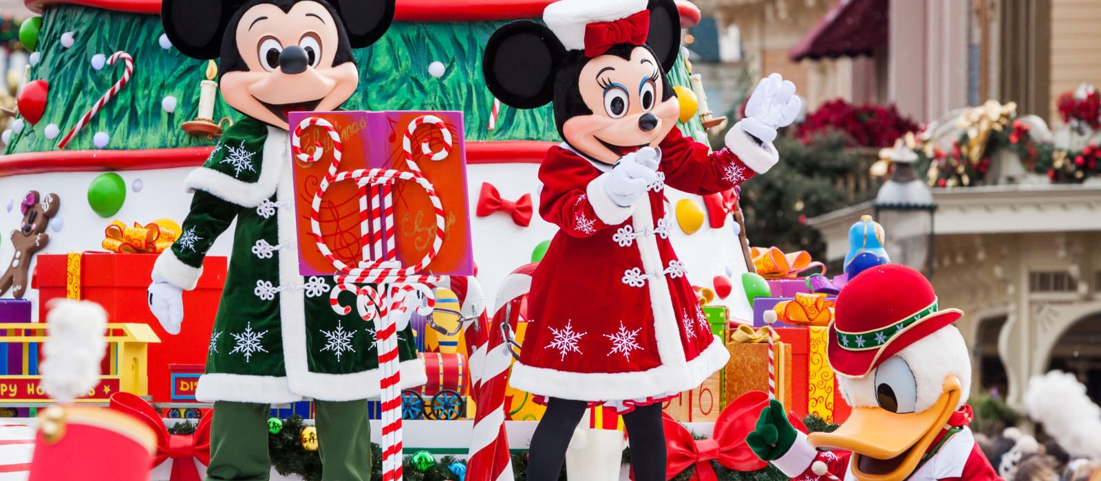 Profitez de la magie de Noël à Disneyland Paris
