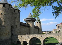 Château Comtal et ses remparts