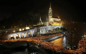 Sanctuaires de Notre-Dame de Lourdes
