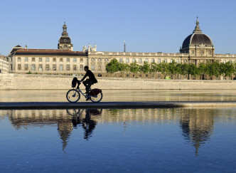 Visitez Lyon, à bicyclette !