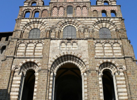 La cathédrale Notre-Dame du Puy et son cloître