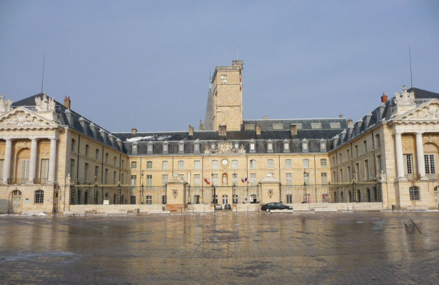 palais des ducs de bourgogne